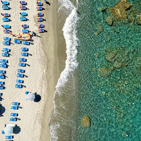 فندق Casa Del Sole 2*