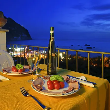 فندق Casa Del Sole 2*
